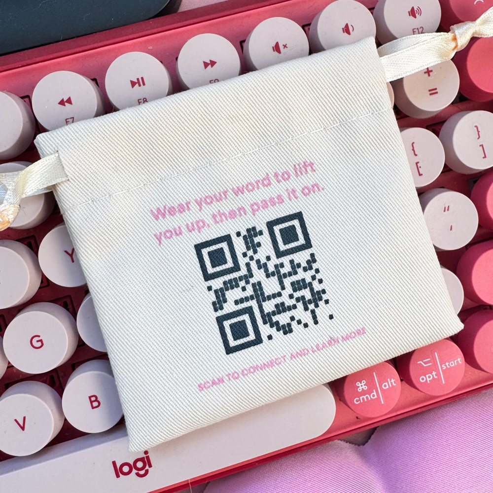 3/$15 🌟 Little Words Project Cream Drawstring Accessory Pouch - Picture 2 of 2